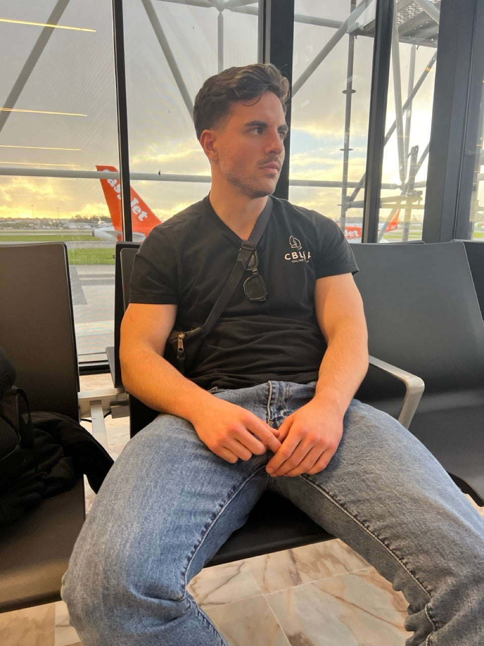 Johannes Max Harms am Flughafen